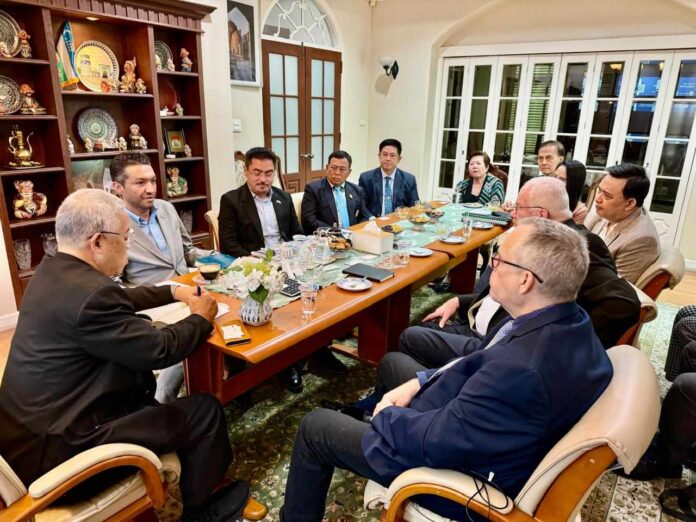 uzbek consul2 Uzbekistan
