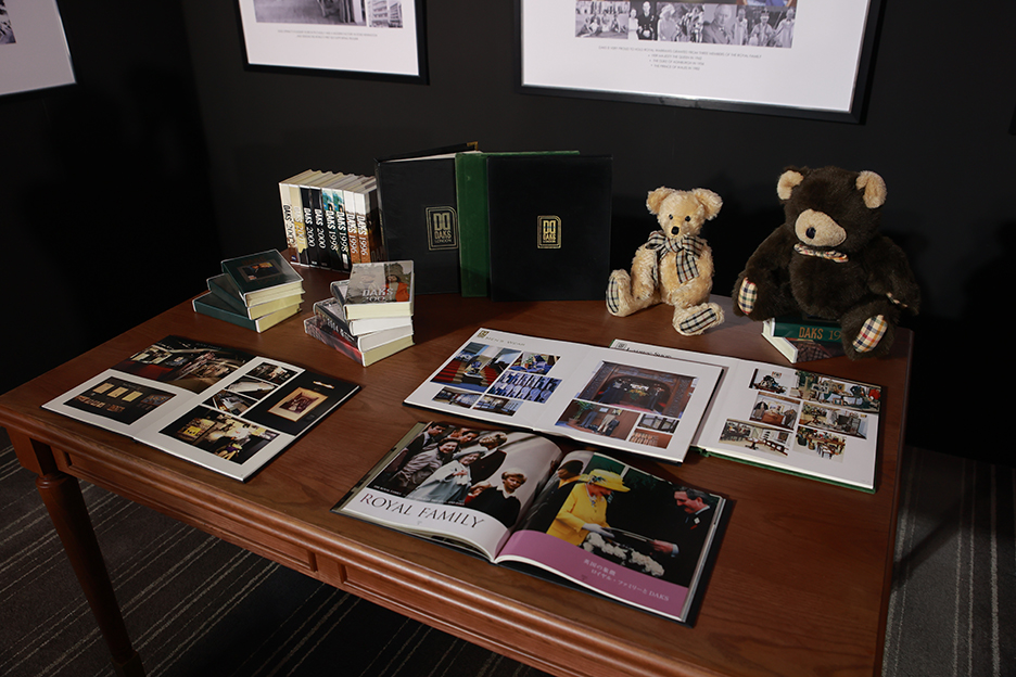 DAKS history1