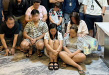 Thong Lo Police Arrest First Filipino Pickpocket Gang of 7 pickpocket