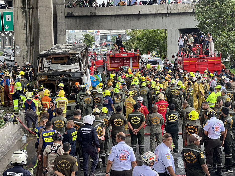 schoolbus fire1