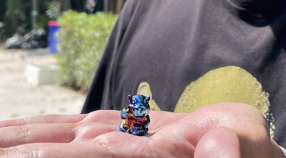 moodeng amulet1