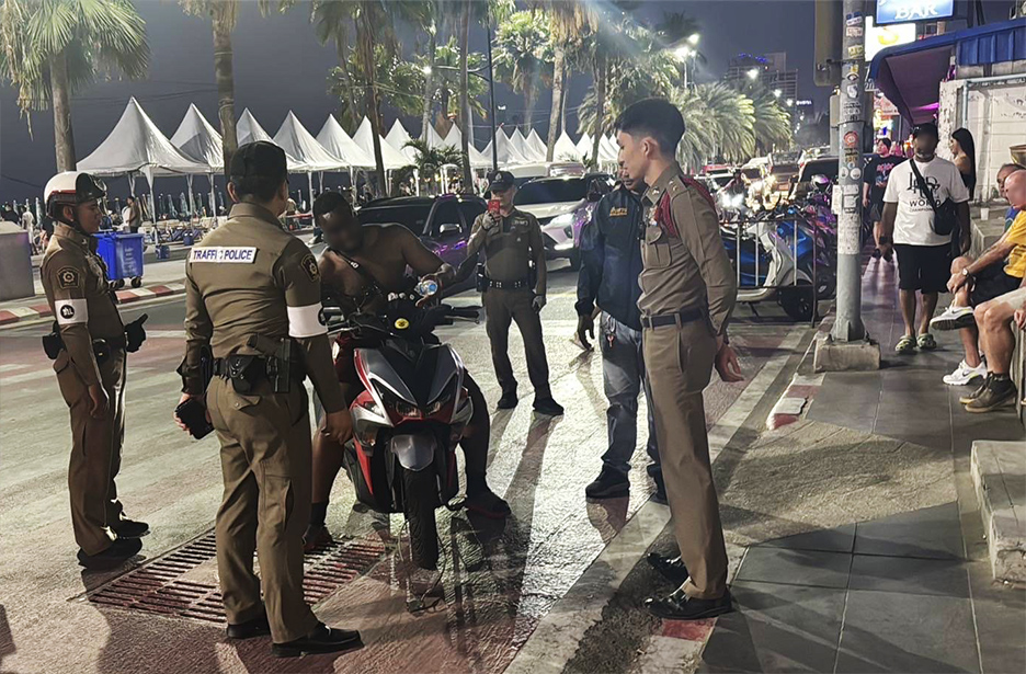 black british pattaya3
