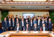 KMUTNB Gets Science Teaching Materials from Xilong Scientific
