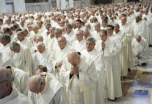 Pope Francis Had a Peaceful Night Following a Respiratory Crisis Pope Francis