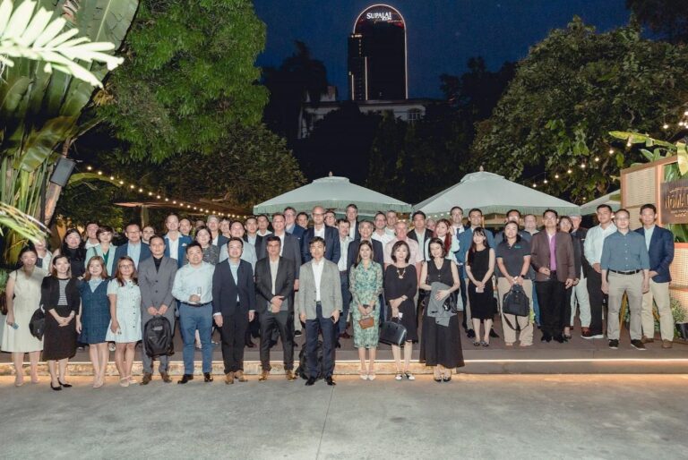 (Meranti Green Steel team members together with their key partners at Partners Appreciation Dinner) (Meranti Green Steel team members together with their key partners at Partners Appreciation Dinner)