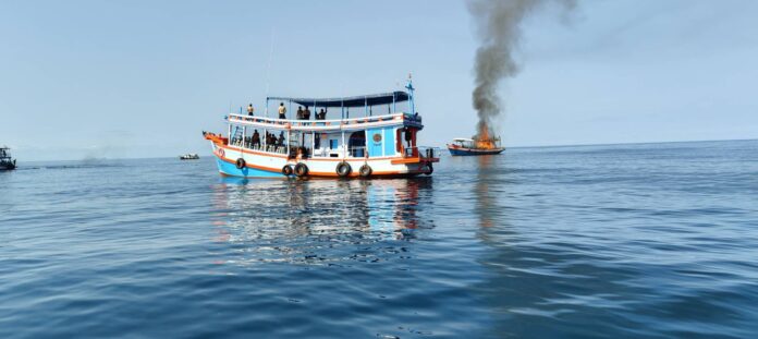 fireboat kohtao2 koh tao