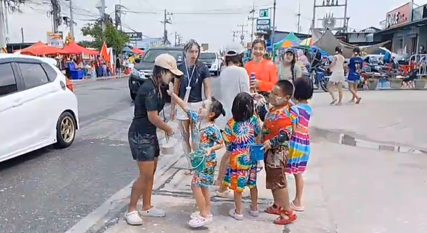 wan lai songkran