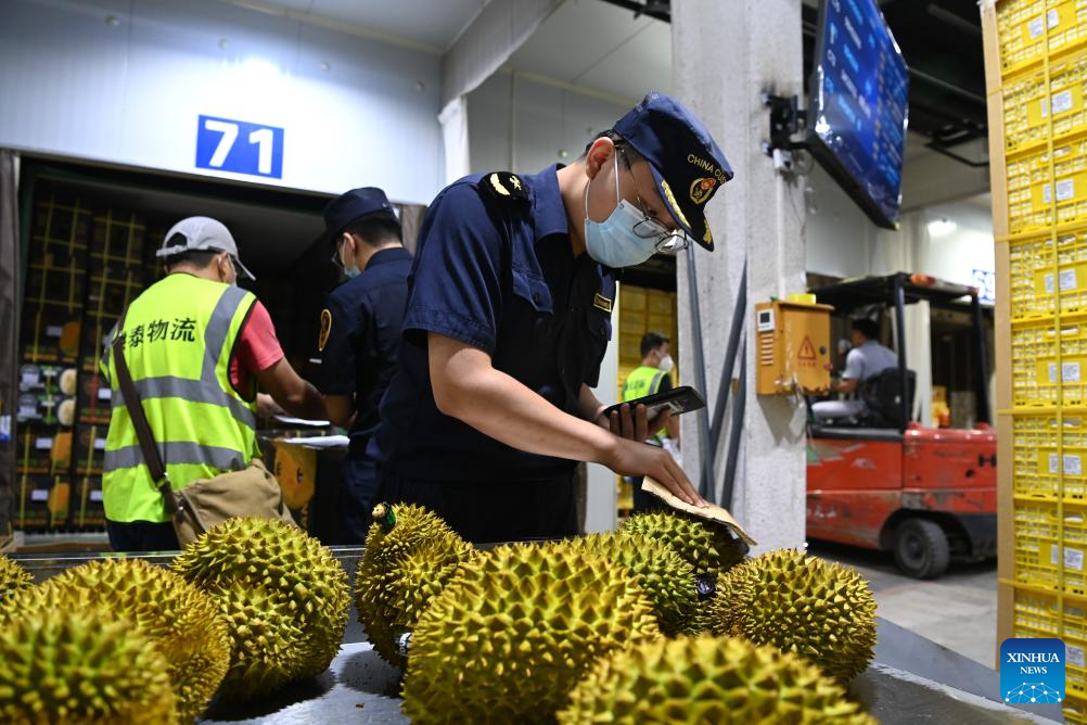 9 Labs Keep Thai Durian Exports Flowing, China Open 24-Hour Customs 9 Labs Keep Thai Durian Exports Flowing, China Open 24-Hour Customs
