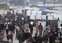 Gaza officials Say Israeli Forces Killed 27 Heading to Aid Site