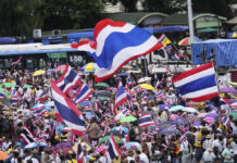 Protesters Gather in Bangkok to Demand Thai PM’s Resignation Over Leaked Cambodia Call