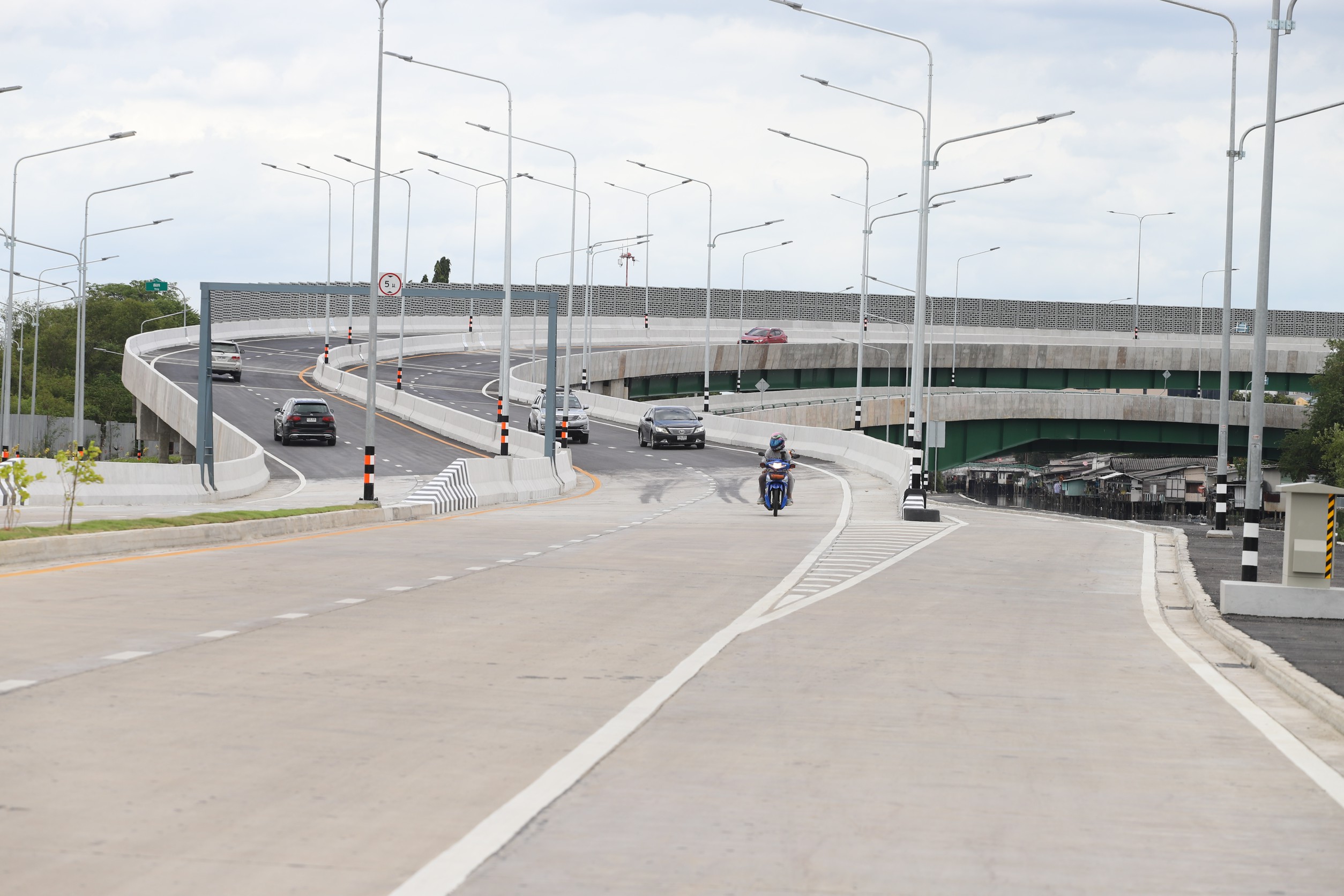 connect road4