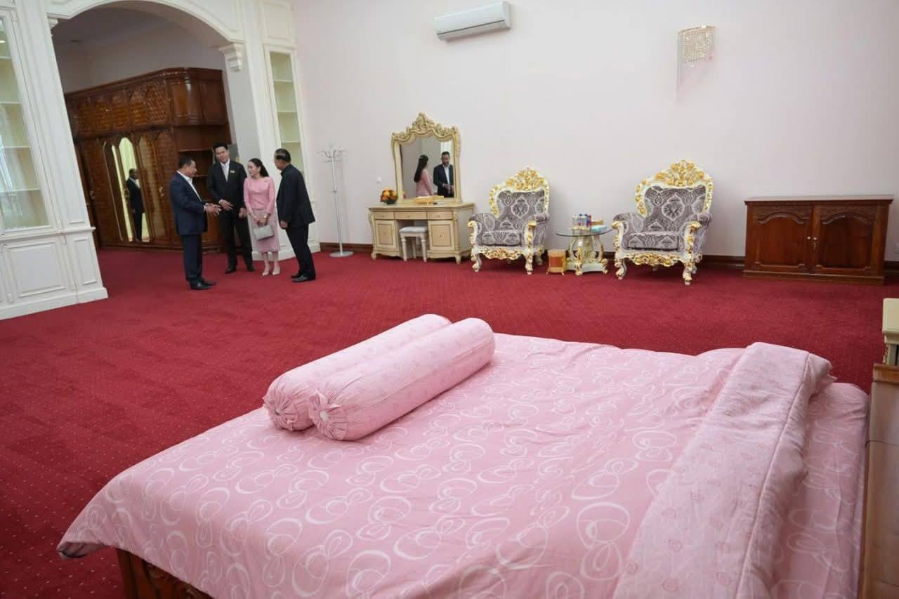 hun sen room