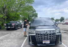 Tourist Police Bust Illegal VVIP Tour Operation in Bangkok tour