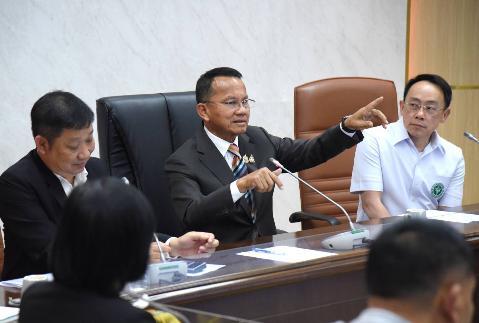 somsak cannabis2