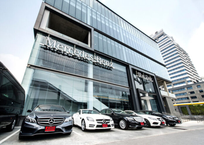 benz star flag