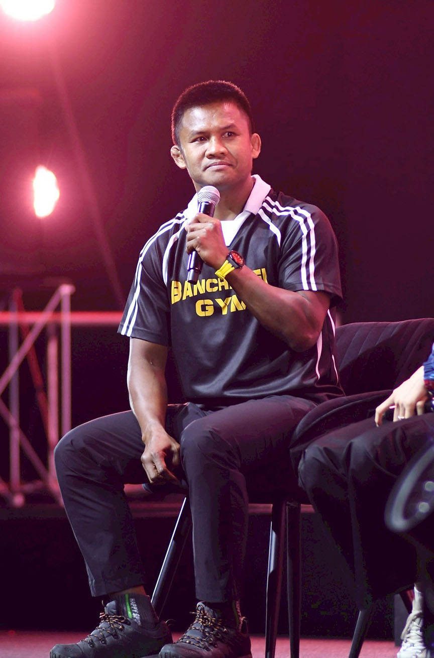 buakaw splash1