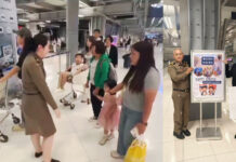 Special Thai Airport Channels Welcome Chinese Summer Tourists