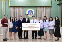 B.Grimm Pharma presented a donation of medicines worth 1,000,000 baht to Siriraj Hospital