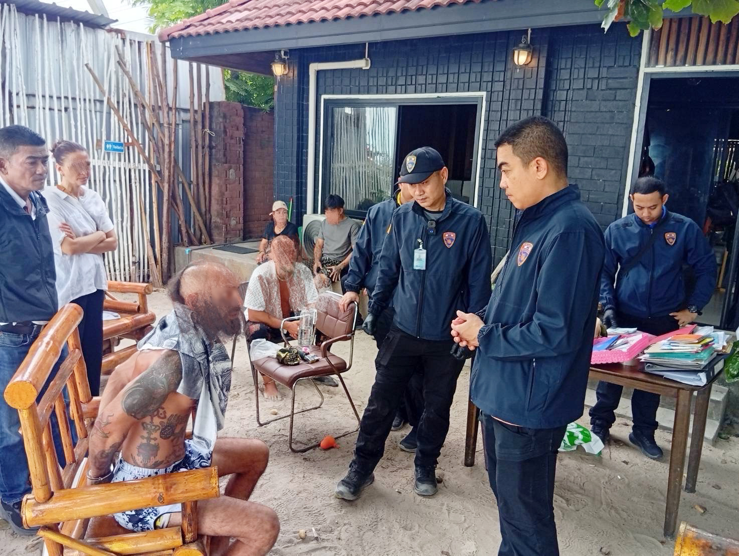 Lebanese Duo Arrested for Drugs and Illegal Therapy on Samui