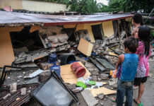 Strong Earthquake Kills 69 people in a Central Philippine Region