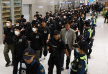 Koreans Linked to Alleged Online Scams in Cambodia Arrive Home to Face Inquiries