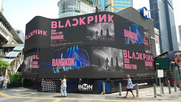 black pink bkk-new3
