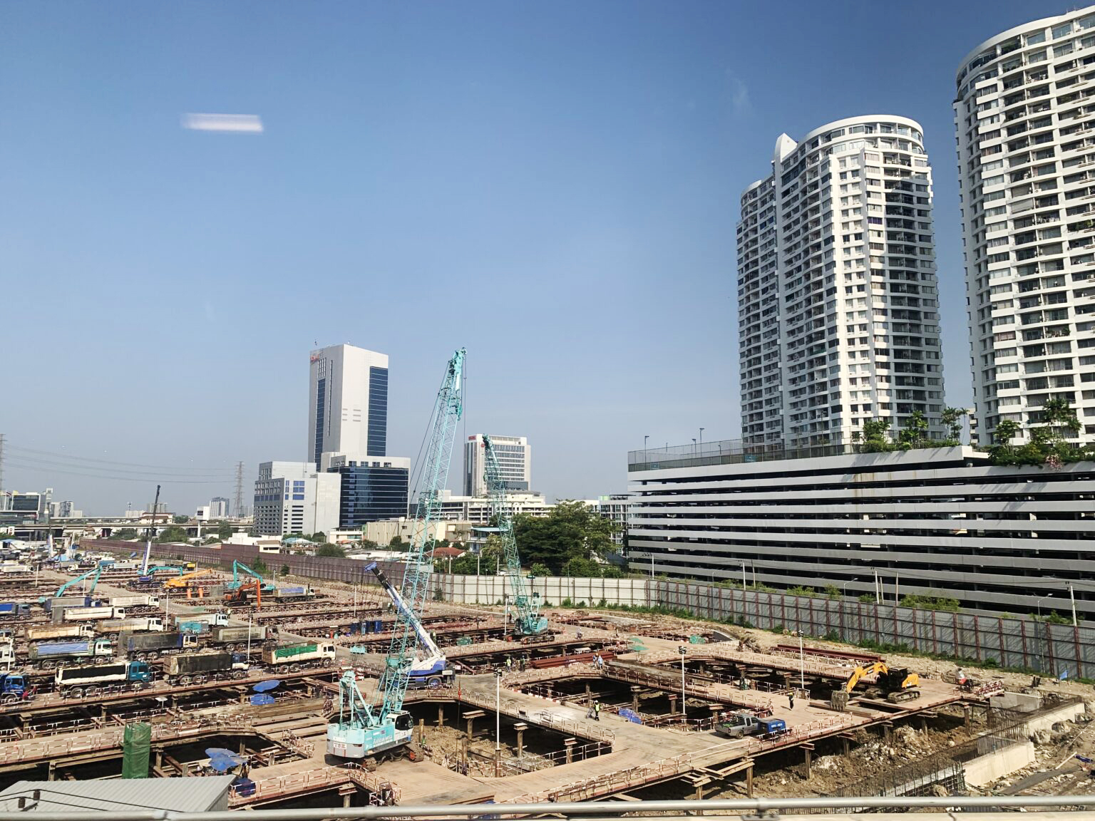 central phahol6