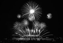 Pattaya to Proceed with Fireworks Festival, Adjusts Tone to Honor Queen Sirikit