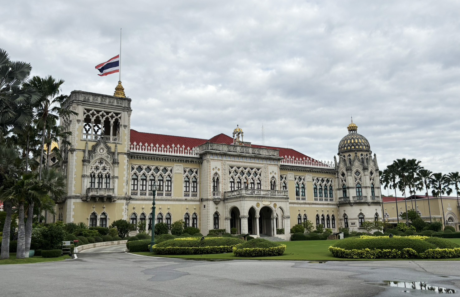 govt house queen