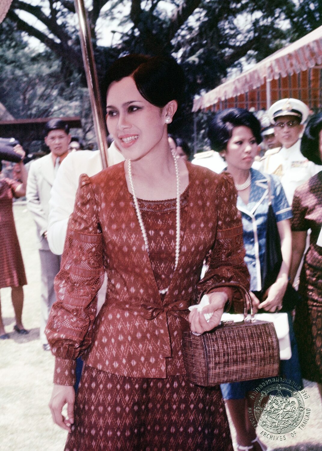 queen fashion233