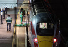 UK Police Say 10 People Hospitalized After Train Stabbing Attack
