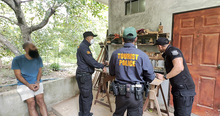 Italian Woodcarver Arrested for Working Illegally on Koh Phangan