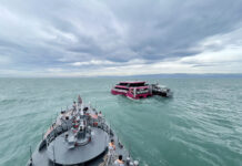 Thai Navy Rescues 92 From Damaged Tourist Ferry off Koh Kood ferry