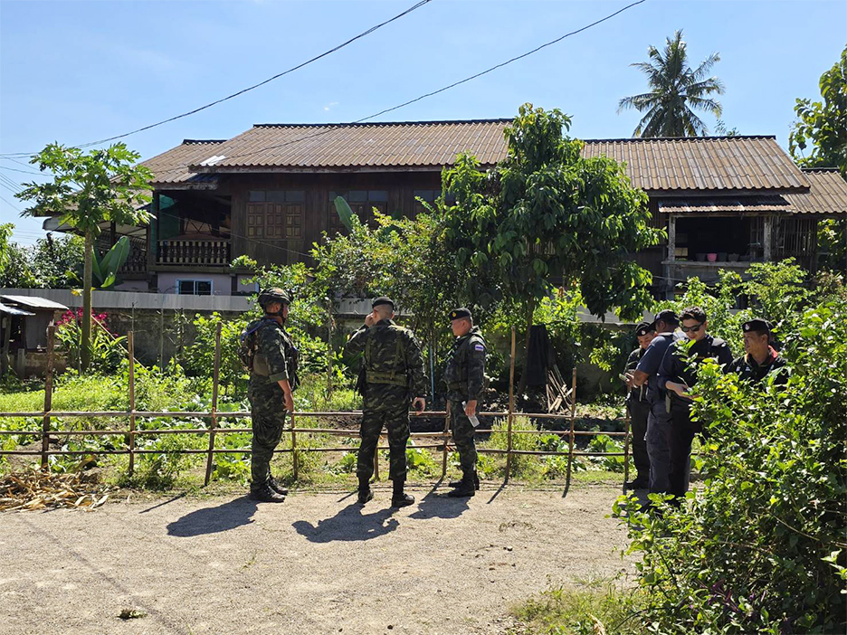 Myanmar Shell Damages 4 Thai Homes, Prompts Military Warning Shot