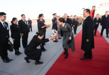 Thai King and Queen Arrive in China for Historic State Visit