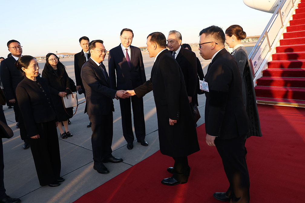 their majesties china3