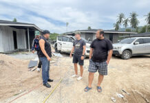 Ukrainian, Azerbaijani Held for Working Illegally on Koh Phangan