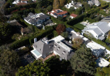 Trump Levels Political Attack on Rob Reiner in Inflammatory Post After His Killing