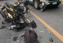 Tourist Killed After Motorcycle Veers Into Car in Phuket Tourist Killed After Motorcycle Veers Into Car in Phuket