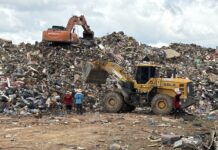 Massive Waste Piles Pushes Hat Yai Countdown Event to Songkhla