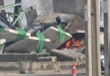 Rama II road again: Fire erupts at crane collapse site