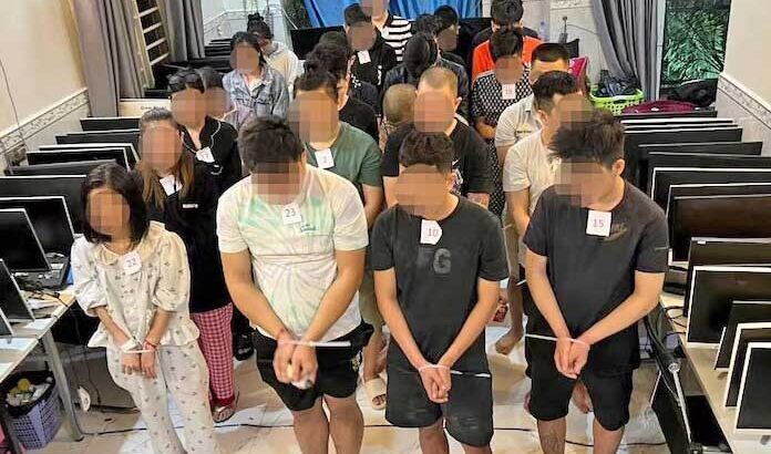 CambodiaextraditesallegedscammastermindtoChinaafterarrest 04