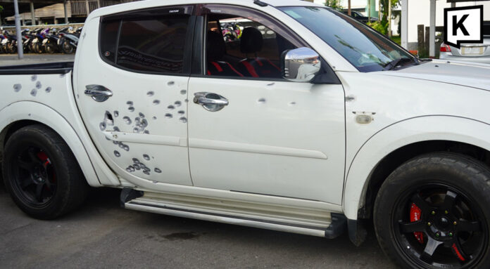 Gun attack riddles pickup truck Gun attack riddles pickup truck in southern Thailand