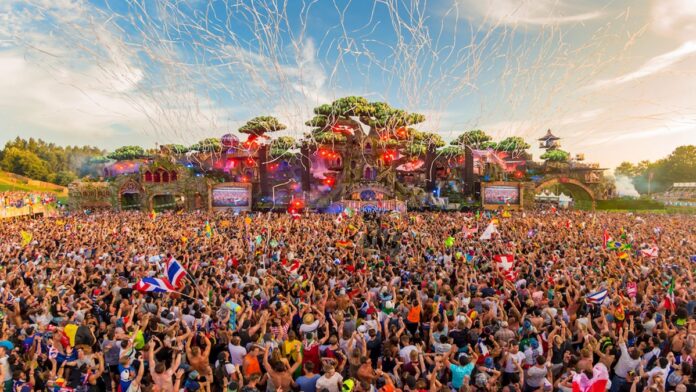 Tomorrowland2016mainstage
