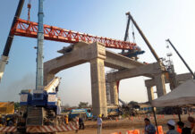 Collapsed crane mostly cleaned up after six days Collapsed crane mostly cleaned up after six days