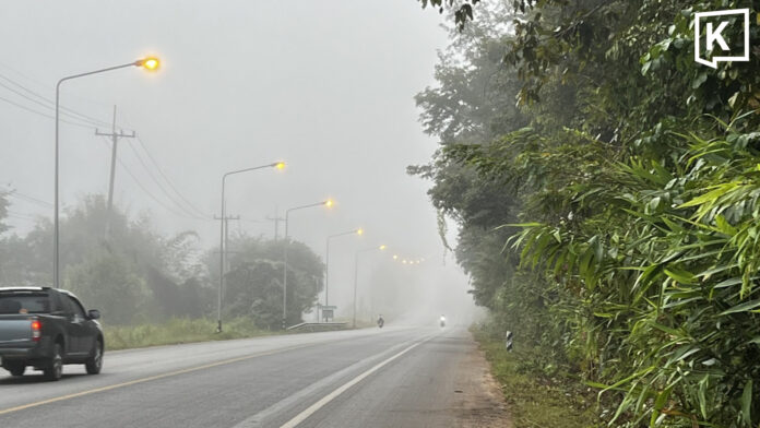 Dense fog sends truck plunging into ravine, killing two