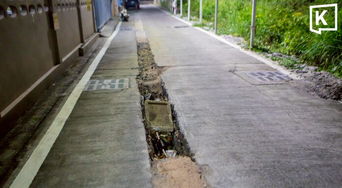 potholes plot 1 Residents warn of risk of accidents from gaping road cavities in Pattaya
