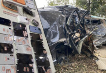 SUV crash kills 3 in Thailand; 23 phones found SUV crash kills 3 in Thailand; 23 phones found