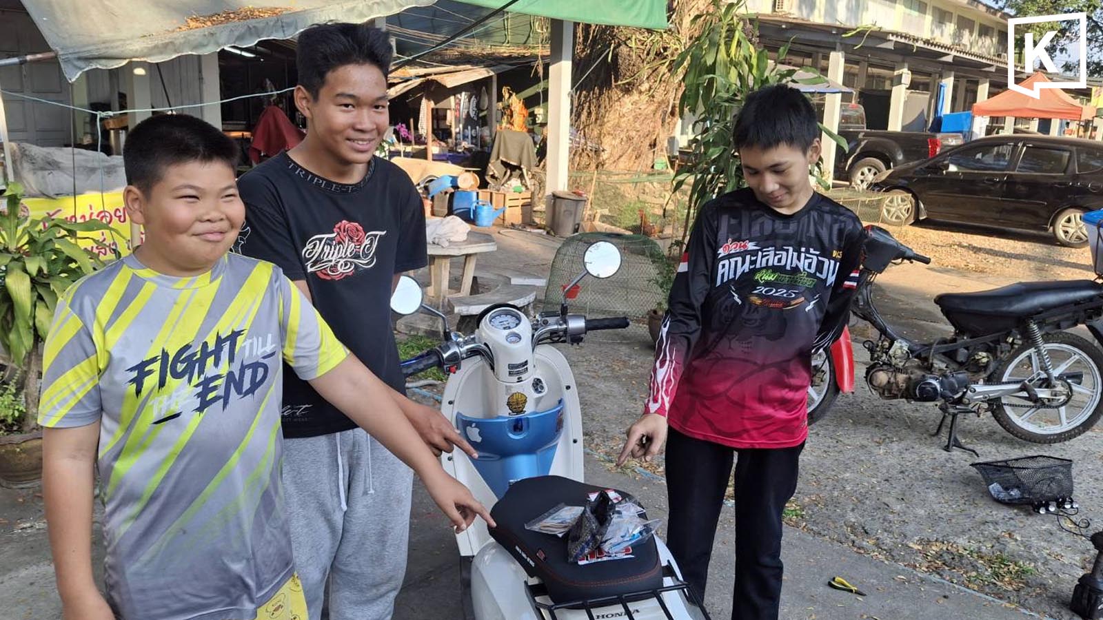 3 Thai Boys Praised for Turning in Lost Wallet in Chiang Mai