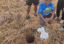 Thai officers unearth buried meth, seize 80,800 pills Thai officers unearth buried meth, seize 80,800 pills